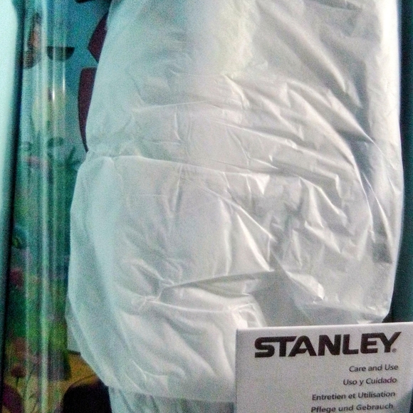 Stanley Stitch Themed Coffee Tumbler Set - Picture 7 of 9